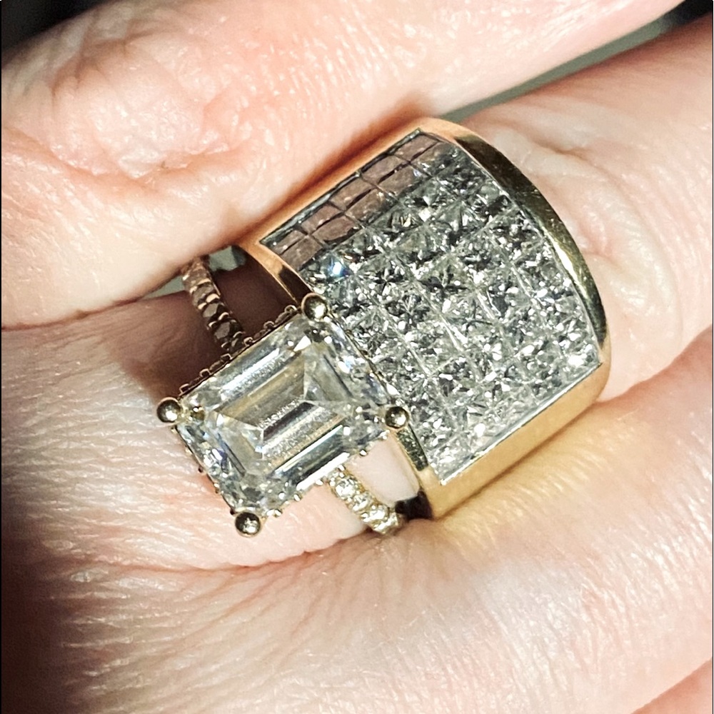 A 5 Ct Twt INVISIBLY SET DIAMOND WEDDING BAND